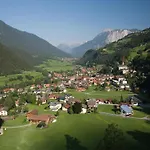 In Near Slopes 아파트