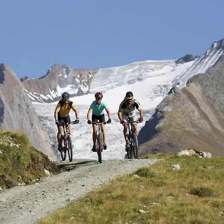 In Near Slopes لانغنفلد